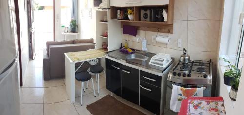 บริการและสิ่งอำนวยความสะดวก, Apartamento próximo ao Aeroporto de Florianópolis. (Apartamento proximo ao Aeroporto de Florianopolis.) near สนามบินนานาชาติเอร์ซิลิโอ ลูซ