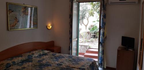Tirreno Hotel Room Type - Twin/Double Room