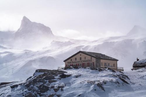 Hotel Schwarzsee - Zermatt