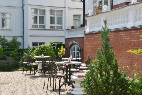 Hotellet från utsidan, Hotel Imperial Rugen in Ostseebad Binz
