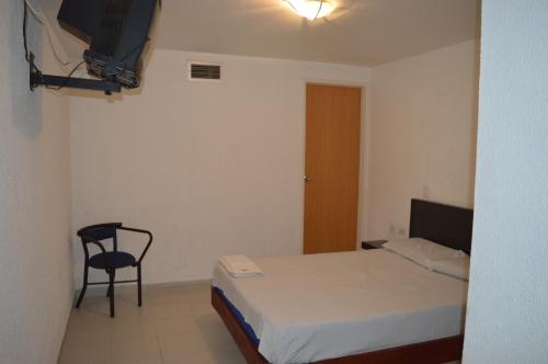 Hotel Tiburon near Crema Paraiso