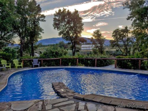 泳池, La Simona Casa Rural in 普耶爾托佩拉萊斯