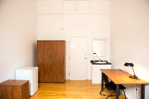 The Grey Nuns Residence by Concordia University in Monreāla (QC)
