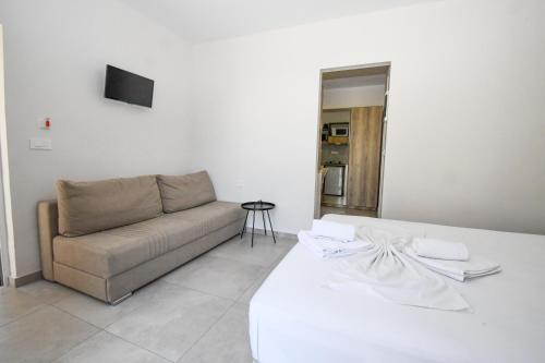 Kalamaki Zakynthos Apartments - image 12