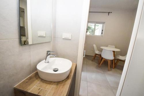 Kalamaki Zakynthos Apartments - image 3