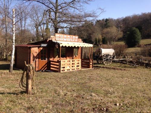 ทัศนียภาพภายนอกโรงแรม, Voyage Spatio-Temporel in แซงต์ เนกแตร์