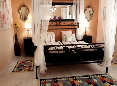 Fulop Villa Apartmanhaz in Balatonszepezd