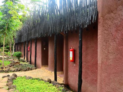 Amboseli Serena Safari Lodge