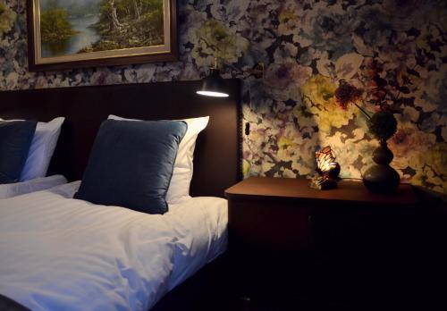 Putiikkihotelli Kemi 1932 Room Type - Twin Room with Shared Bathroom