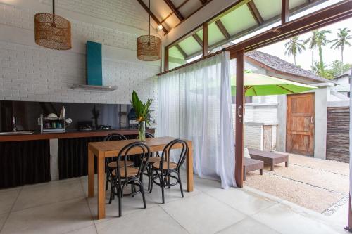 Balian Surf Villas