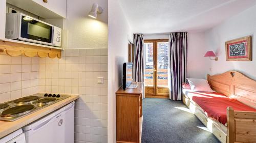 кухня, Vacanceole - Residence Vega in Ризул