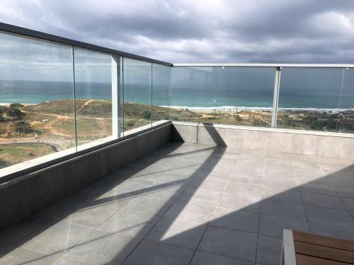 Balcony/terrace, Amazing sea View, steps to beach, near Tel-aviv in Bat Yam