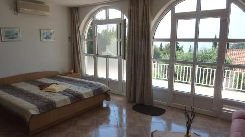  Apartments in Vila Ana in Sumartin