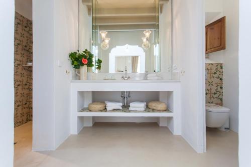 Oliver Moragues Grandhouse & Vineyard 3