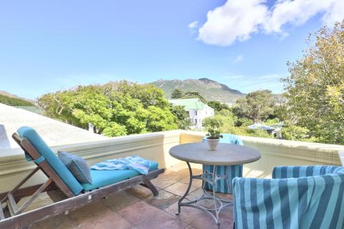 Hout Bay Manor Room Type - Luxury Room - Sangoma