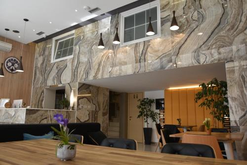 Park Hotel Tirana, Tirana (photo 10)