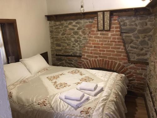 Birgi Doktorun Yeri Stone Hotel in Ödemiş