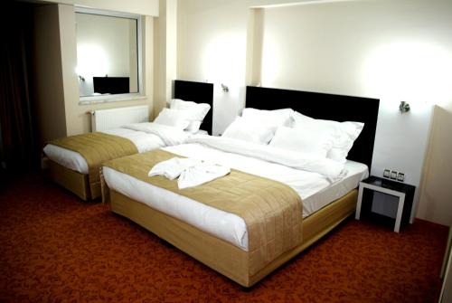 Anya Suit Otel