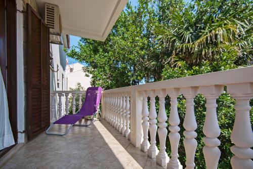 Three-Bedroom Apartment with Balcony