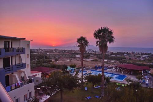 Ocean Heights View Hotel in Limenas Chersonisou