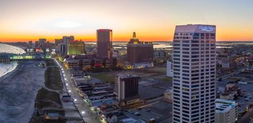 Boardwalk Resorts at Atlantic Palace in Atlantic City, USA