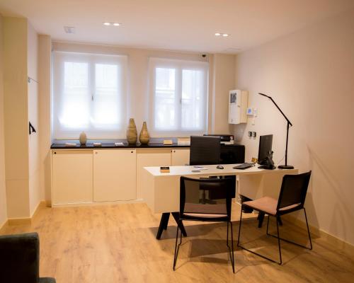 Hotel Plaza De La Paz in Haro