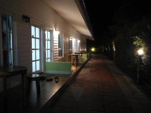 Blue Shore Cottage in Pak Meng Beach