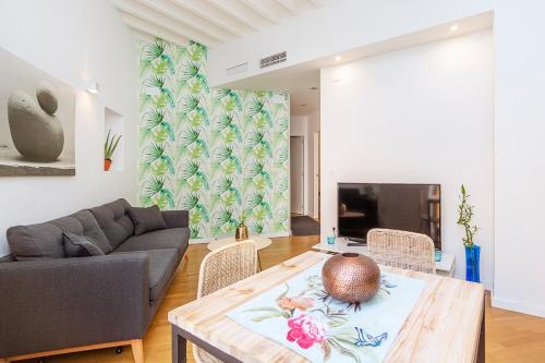  Comfort City Center Apartment in Alicante
