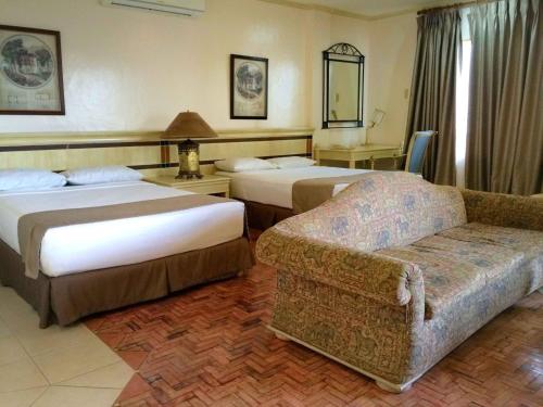 room detail thumbnail 2