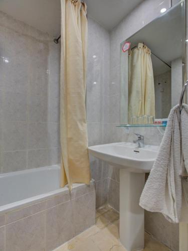 Emperatriz II - image 14