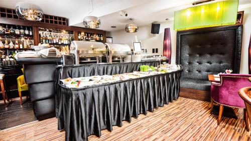 Restoran, Don Prestige Residence in Poznan