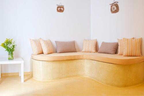 2 bedrooms, 2 beds