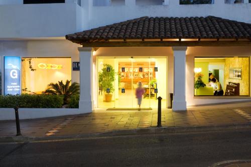 Gavimar Ariel Chico Hotel and Apartments