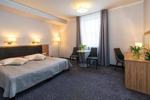 Hotel Gromada - image 7