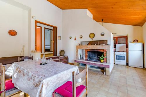  Stone House Mirjana in Pučišća