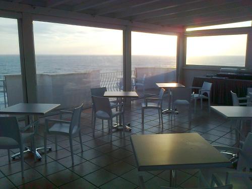 Hotel L'Approdo - image 6