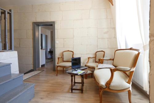 Nature & Chateaux in Chinon