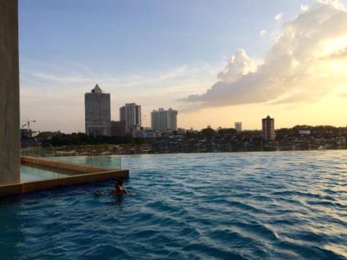 JB City D'Esplanade Shopping mall Condo 3 Room