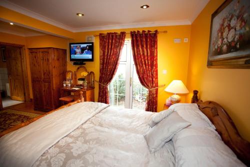 Evergreen Bed & Breakfast - image 10