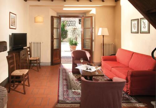 2 bedrooms, 4 beds