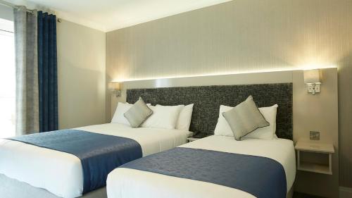 Tower Hotel & Leisure Centre Room Type - Deluxe Twin Room