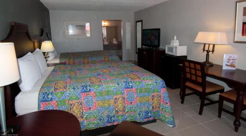 2 double beds