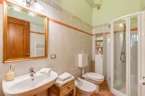 Dante States Apartments - main image