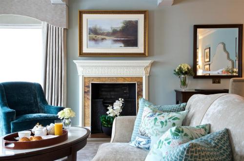 Grantley Hall - image 7