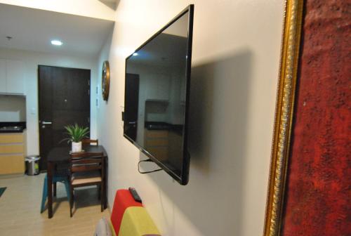 One Madison Place Tower 1