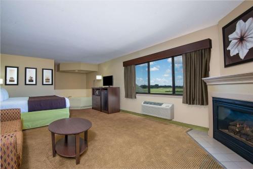 AmericInn by Wyndham Okoboji