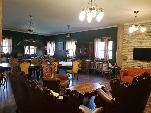 Bársonyberek vendégház Bakony (Barsonyberek vendeghaz Bakony) in ยาสด์