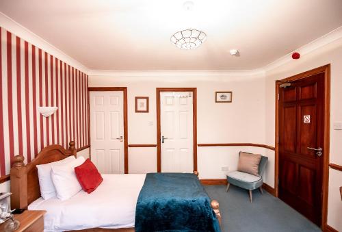 Trivelles Waterhall Country Hotel - Gatwick - image 5
