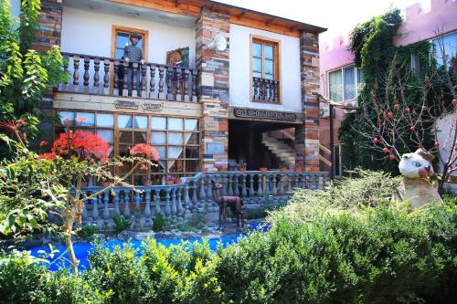 Machanents Art Hotel in Vagharshapat