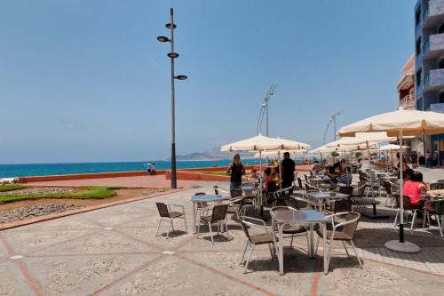 One-Bedroom Apartment with Sea View image 9